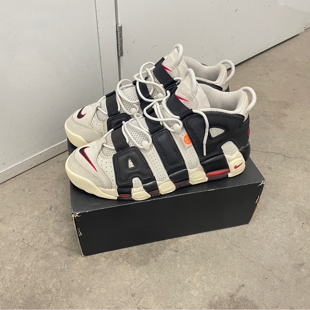 Nike Air More Uptempo ' Hoops'